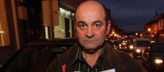 Fernando no recuerda haberse cruzado a nadie Fernando no recuerda haberse cruzado a nadie