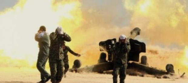 Iraquianos às portas de Tikrit Iraquianos às portas de Tikrit