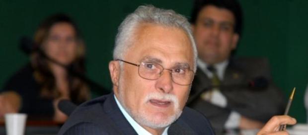 José Genoino tem pena extinta pelo STF José Genoino tem pena extinta pelo STF