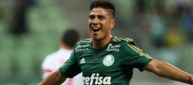 Palmeiras shirt full of sponsors Palmeiras shirt full of sponsors