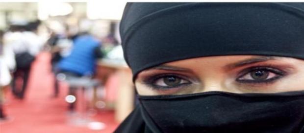 Arabia Saudita interzice "ochii ispititori" Arabia Saudita interzice "ochii ispititori"