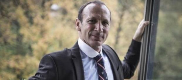 Dan Shefet, le premier à avoir combattu Google. Dan Shefet, le premier à avoir combattu Google.