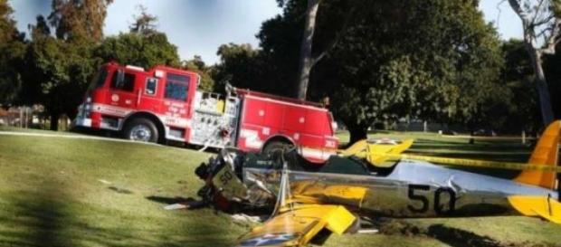 Estado da avioneta após se despenhar em LA. Estado da avioneta após se despenhar em LA.