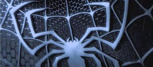 O novo Homem-Aranha está cercado de rumores. O novo Homem-Aranha está cercado de rumores.