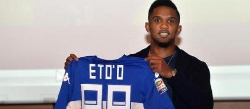 Samuel Eto'o autore del gol del 2-0