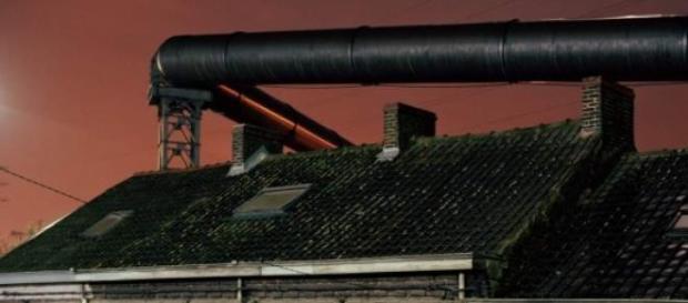 La foto fue tomada en Molenbeek y no en Charleroi. La foto fue tomada en Molenbeek y no en Charleroi.