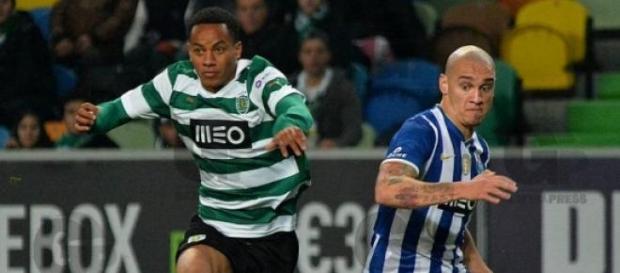 O futuro de Carrillo poderá ser fora de Alvalade. O futuro de Carrillo poderá ser fora de Alvalade.