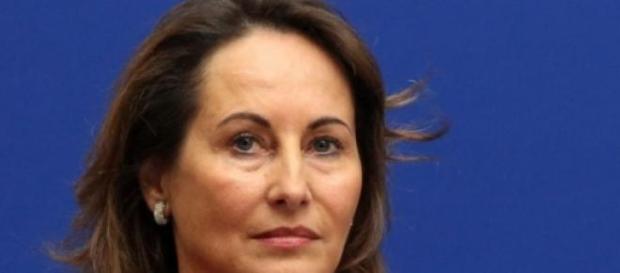 Ségolène Royal est satisfaite de l'entente. Ségolène Royal est satisfaite de l'entente.