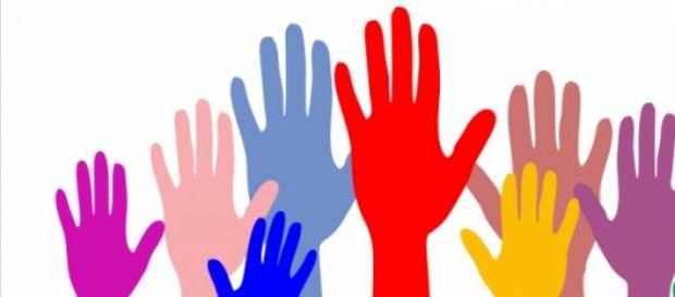 Voluntarii aduc zambete pe buzele altora Voluntarii aduc zambete pe buzele altora