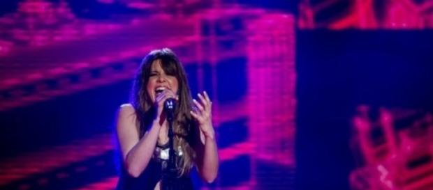 Leonor interpretou 'Há um mar que nos separa' Leonor interpretou 'Há um mar que nos separa'