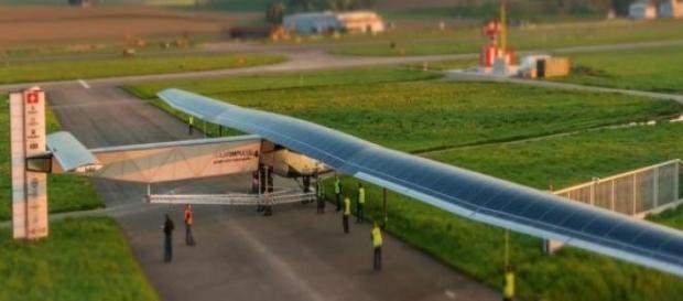 Imagen del aeroplano Solar Impulse 2 Imagen del aeroplano Solar Impulse 2