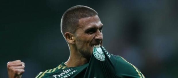 Rafael Marques garante vitória do Palmeiras Rafael Marques garante vitória do Palmeiras