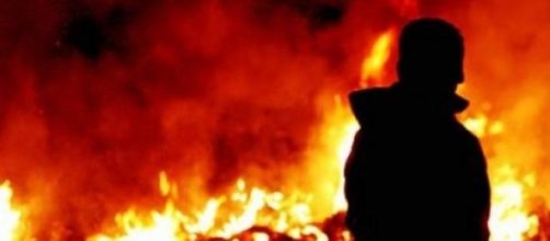 Fiamme in un agriturismo tra Noto e Pachino