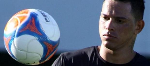 Giovanni não quer continuar no GALO. Giovanni não quer continuar no GALO.