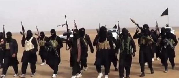 Le truppe dell'Isis alla periferia di Damasco Le truppe dell'Isis alla periferia di Damasco