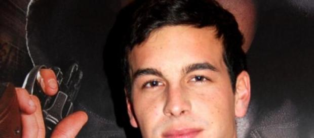Mario Casas está enamorado de Berta Vázquez. Mario Casas está enamorado de Berta Vázquez.