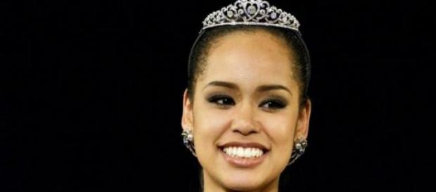 miss univers, ariana myanmoto, discriminata miss univers, ariana myanmoto, discriminata