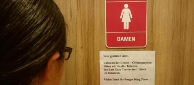 Notdurft bei Burger King verboten! Foto: privat Notdurft bei Burger King verboten! Foto: privat