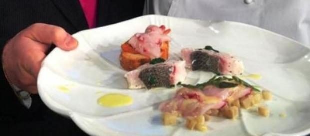 Crudo di pesce con asparagi Crudo di pesce con asparagi