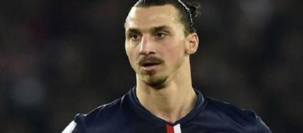 Ibra foi suspenso por quatro jogos Ibra foi suspenso por quatro jogos