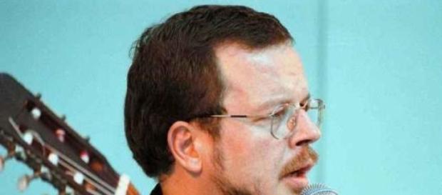 Jacek Kaczmarski zmarł 10 kwietnia 2004 roku Jacek Kaczmarski zmarł 10 kwietnia 2004 roku