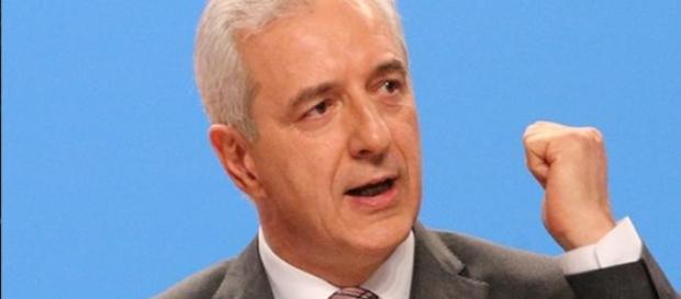 Sachsens Ministerpräsident Stanislaw Tillich (CDU) Sachsens Ministerpräsident Stanislaw Tillich (CDU)