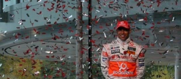 Lewis Hamilton, le plus rapide en Chine. Lewis Hamilton, le plus rapide en Chine.