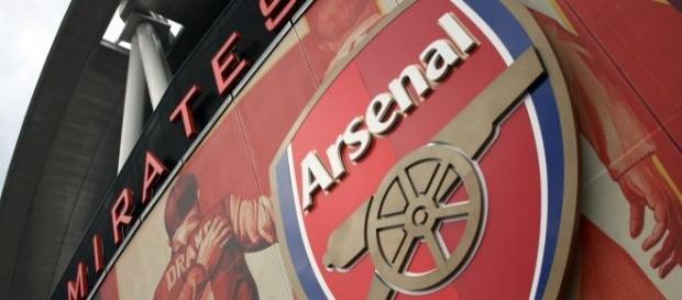 O Arsenal consolida o 2º lugar na tabela O Arsenal consolida o 2º lugar na tabela