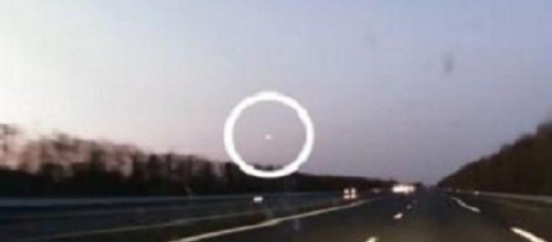 Palla luminosa in Bretagna. Ufo o meteorite?