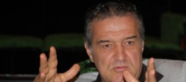 Gigi Becali mărturisește tot Gigi Becali mărturisește tot