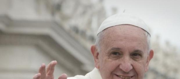 Papa Francesco celebra la messa. Papa Francesco celebra la messa.