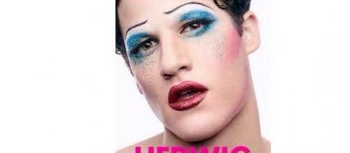 Darren Criss torna in scena, adesso è Hedwig