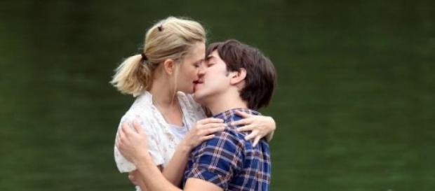 13 de Abril - Dia Internacional do Beijo 13 de Abril - Dia Internacional do Beijo