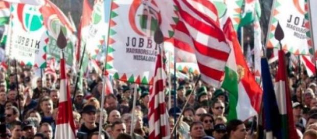 Alegatorii maghiari au preferat partidul Jobbik Alegatorii maghiari au preferat partidul Jobbik