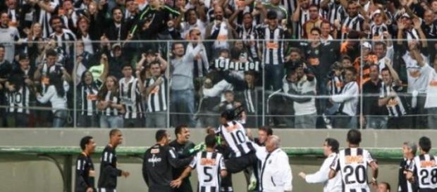 Clássico Atlético e Cruzeiro empatam no Horto. Clássico Atlético e Cruzeiro empatam no Horto.