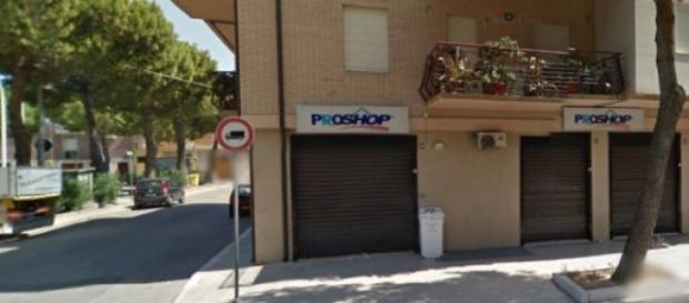 Il ProShop colpito dai malviventi. Il ProShop colpito dai malviventi.
