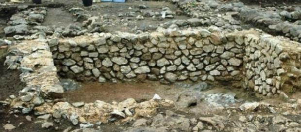 Restos arqueológicos en L'oppidum de Corent Restos arqueológicos en L'oppidum de Corent