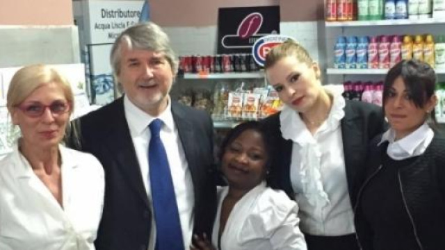 Poletti 'beato' tra le donne