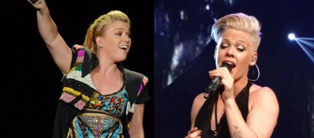 As cantoras Kelly Clarkson e P!nk As cantoras Kelly Clarkson e P!nk