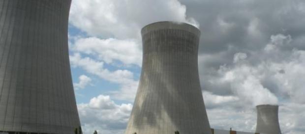 Dampierre-en-Burly - centrale nucléaire Dampierre-en-Burly - centrale nucléaire
