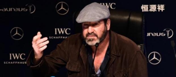 Eric Cantona w Szanghaju. Eric Cantona w Szanghaju.