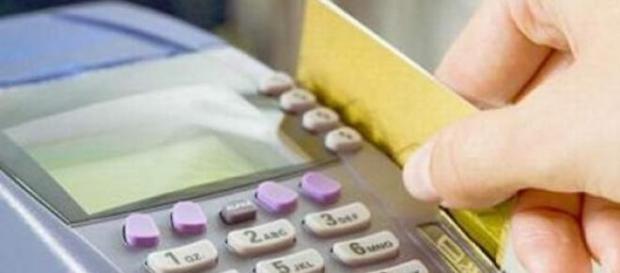 Guvernul limitează plățile și încasările cash Guvernul limitează plățile și încasările cash
