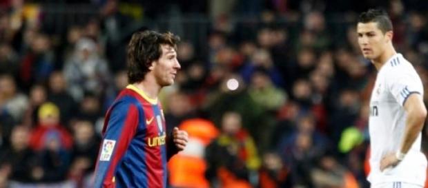 Messi e Ronaldo poderiam jogar juntos pela 1.ª vez Messi e Ronaldo poderiam jogar juntos pela 1.ª vez