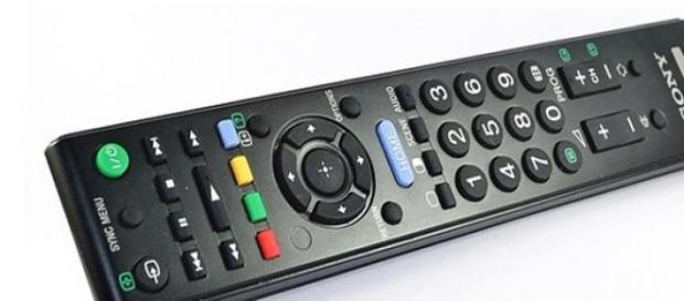 Programmi Tv stasera Rai e Mediaset 25 aprile 2015 Programmi Tv stasera Rai e Mediaset 25 aprile 2015