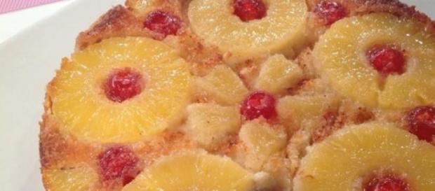 Torta di ananas rovesciata Torta di ananas rovesciata