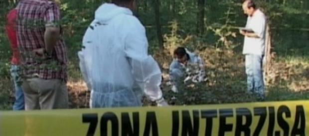 Cadavrul unei femei găsit într-o peșteră Cadavrul unei femei găsit într-o peșteră