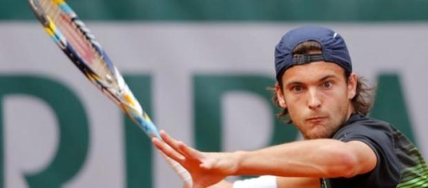 Raonic derrotou Sousa por 6-4 e 7-6 (7-4) Raonic derrotou Sousa por 6-4 e 7-6 (7-4)