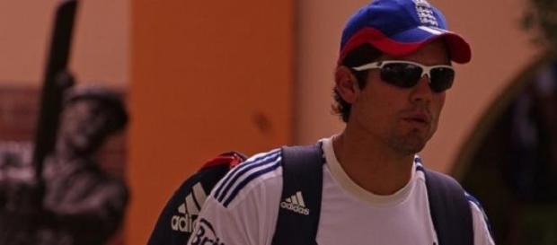 Cook's side in a commanding position after day 3 Cook's side in a commanding position after day 3