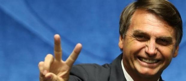 Jair Bolsonaro pode se candidatar a presidência Jair Bolsonaro pode se candidatar a presidência