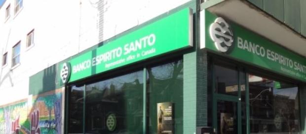 Lesados do BES exigem dinheiro investido. Lesados do BES exigem dinheiro investido.